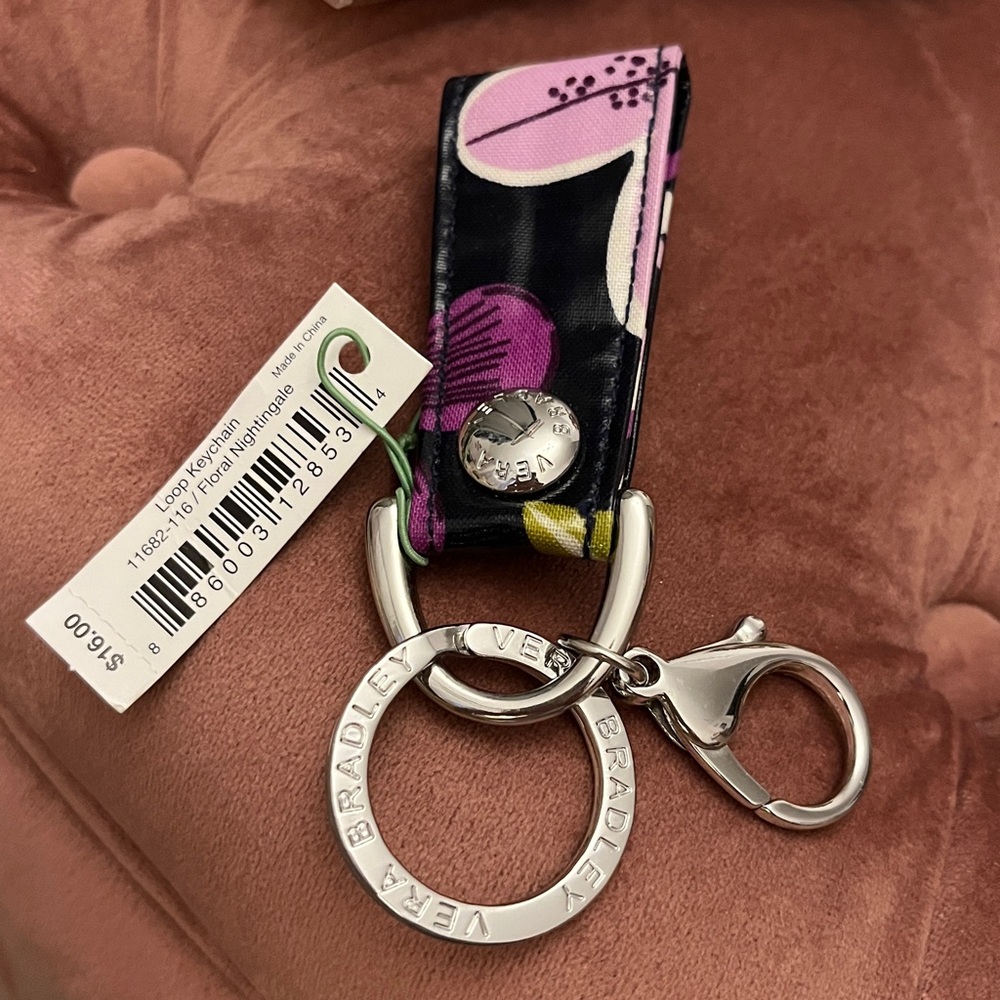 NWT Vera Bradley Loop Keychain Floral Nightingale